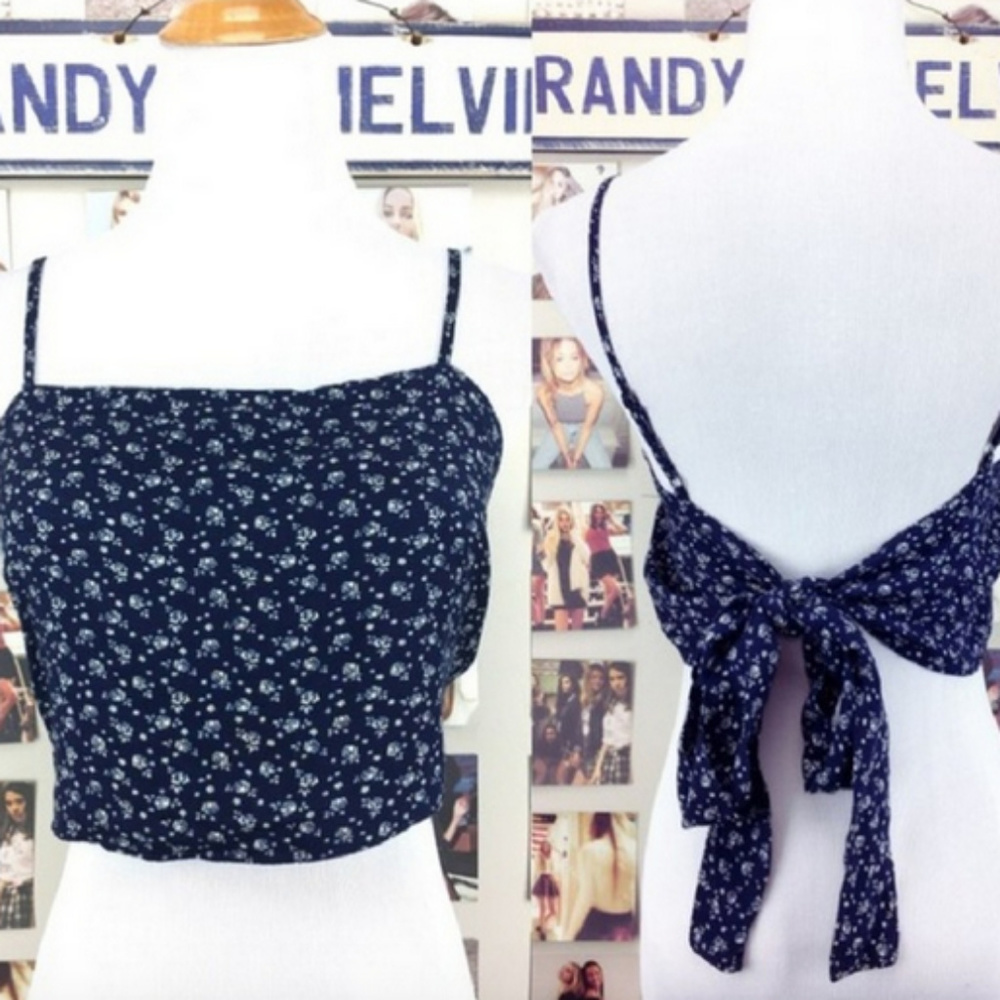 Brandy Melville J Galt Floral Kimberly Top